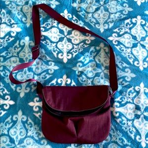 Lululemon crossbody / Fanny pack converter